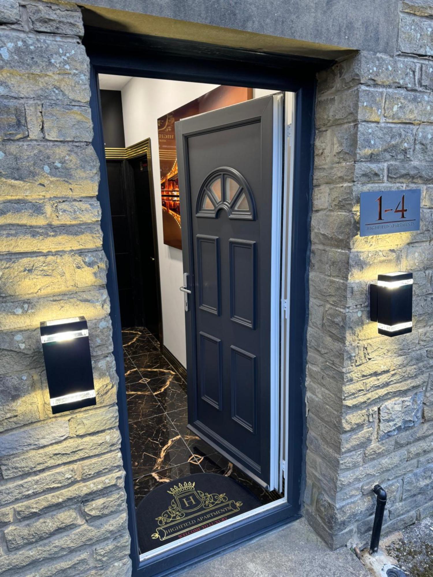 Highfield Private Spa Apartment Bradford  Exterior foto
